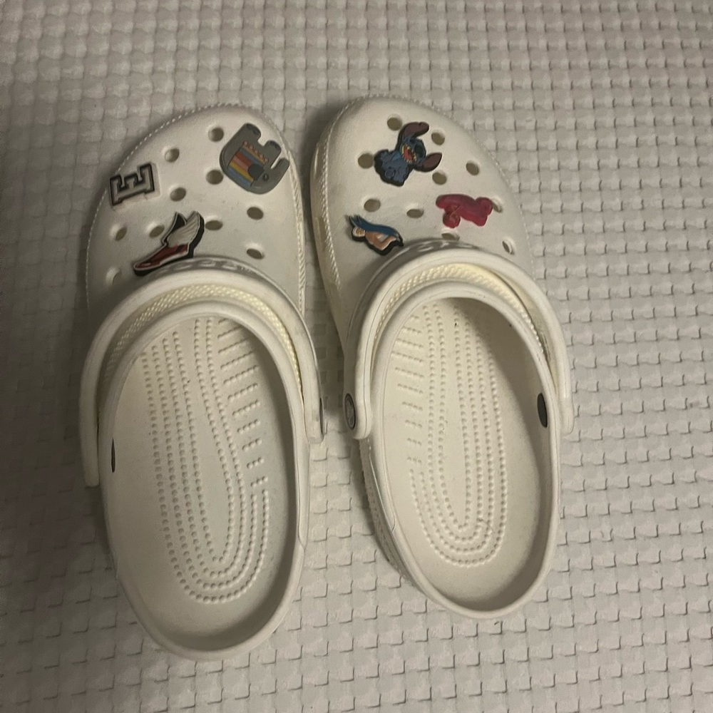 Crocs
